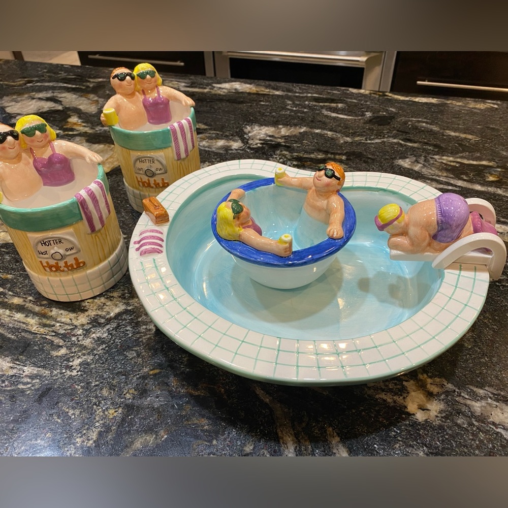 Vintage Lotus 1997 Swimming Pool and Hot Tub Chip & Dip Ceramic Bowl Set